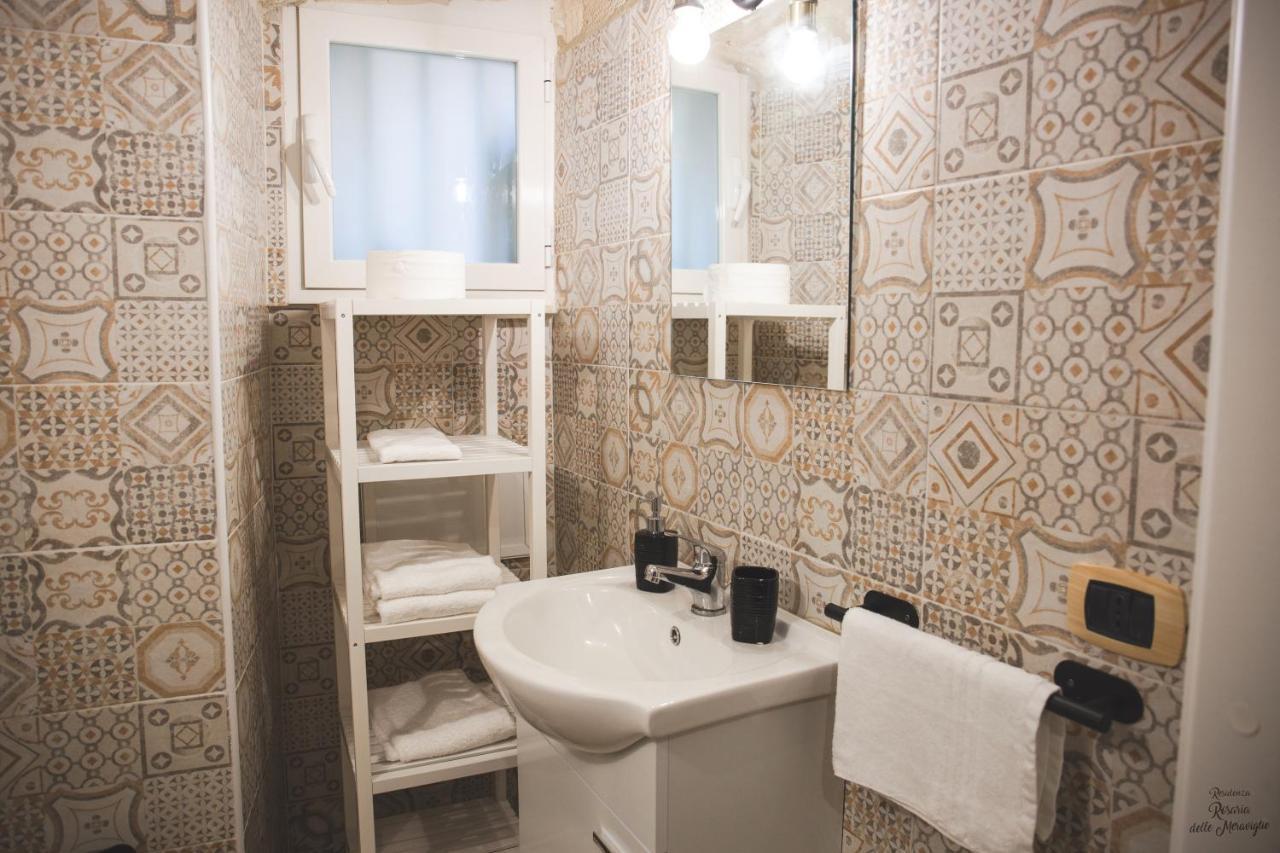 Residenza Rosaria Delle Meraviglie Bari Bagian luar foto