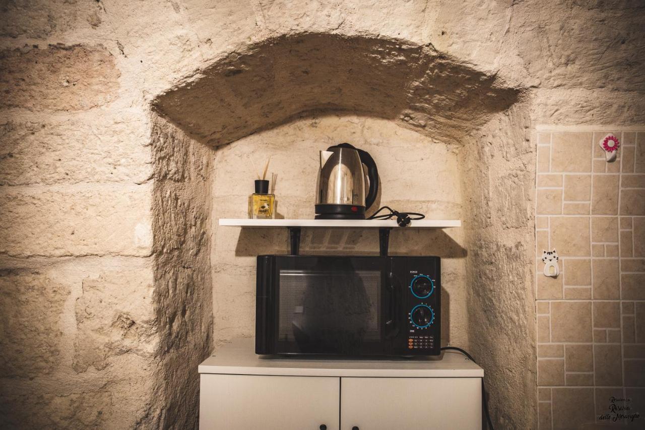 Residenza Rosaria Delle Meraviglie Bari Bagian luar foto