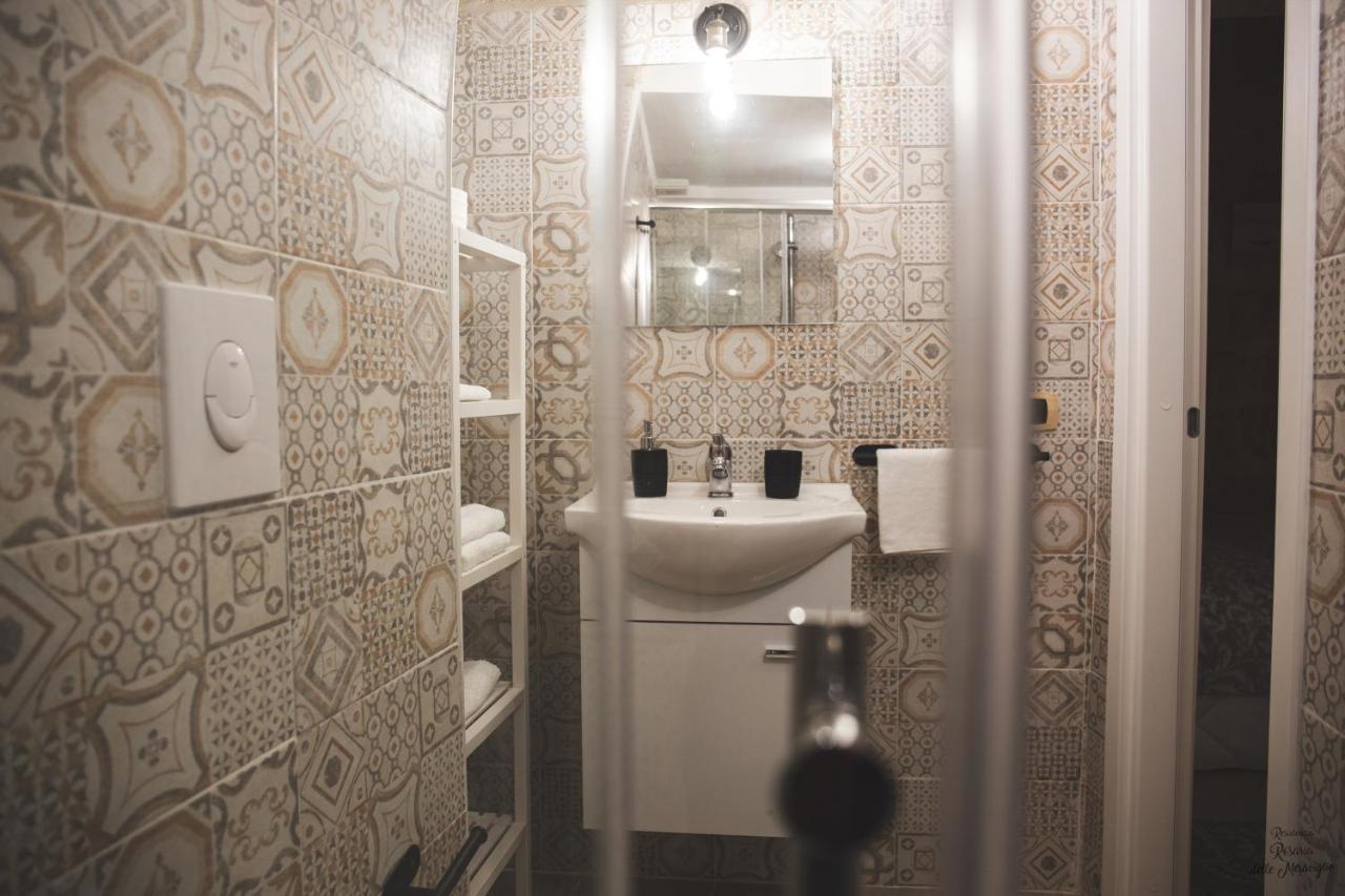 Residenza Rosaria Delle Meraviglie Bari Bagian luar foto